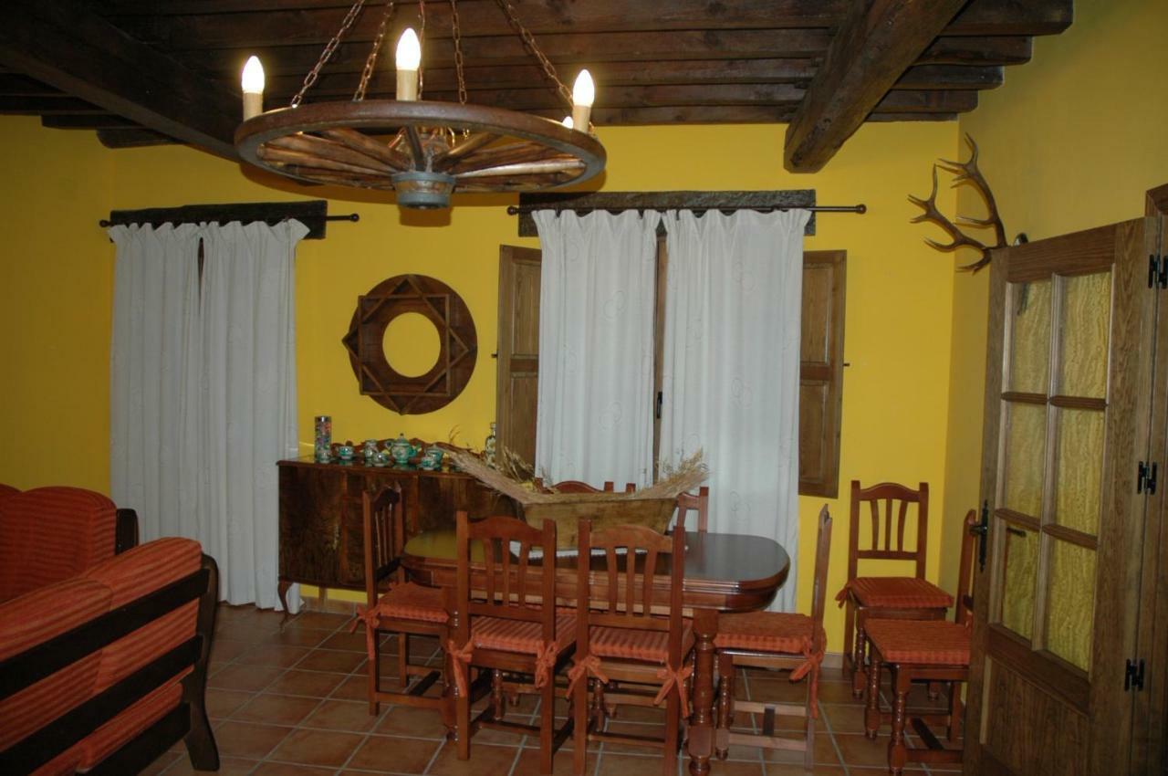 El Pedroso * Villar del Pedroso